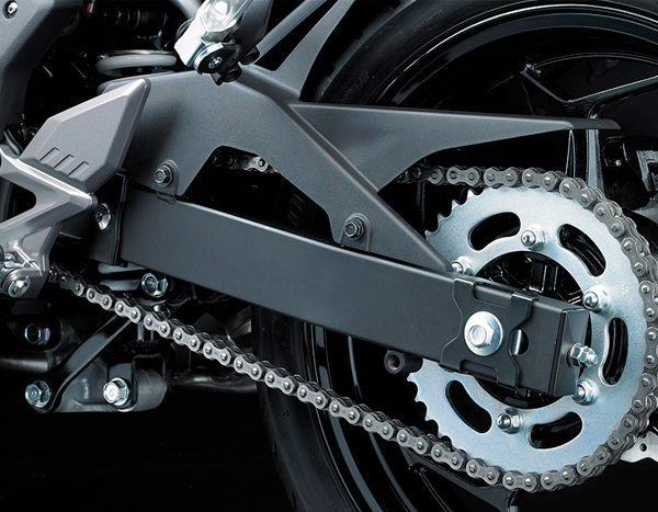 ¿Cómo mantener la cadena de tu moto? Todo lo que necesitas saber